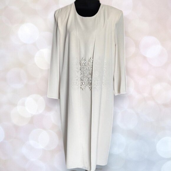 Vintage Dresses & Skirts - Vintage After Dark Ivory Embroidered Dress Size 18